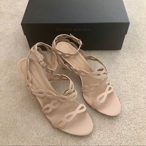 Banana Republic | Lasercut High Heels